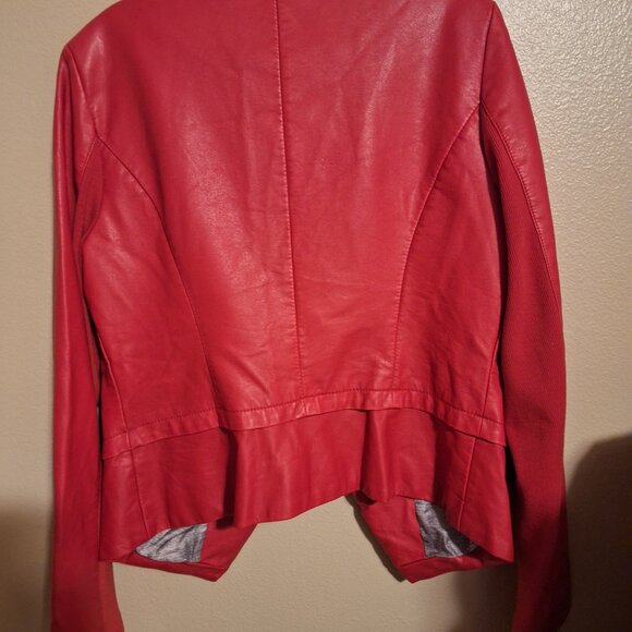Black Rivet Jacket Red - Picture 5 of 5